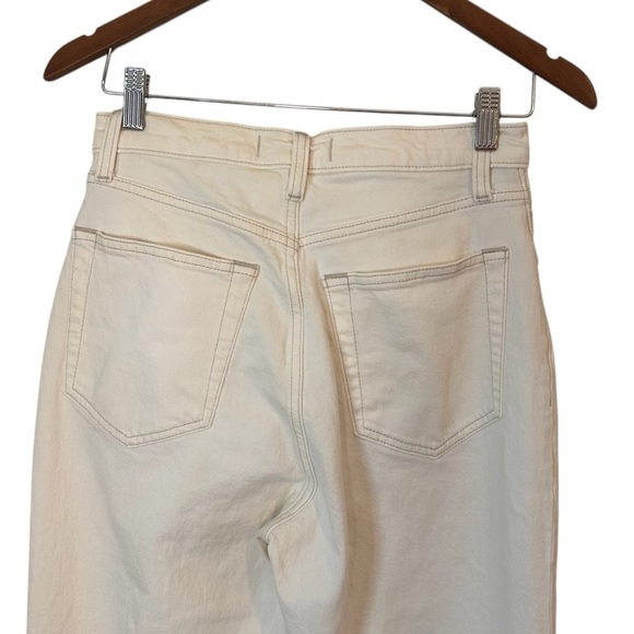 Abercrombie & Fitch Ultra High Rise Ankle Straight Jean- White- Size 28 - Picture 10 of 14